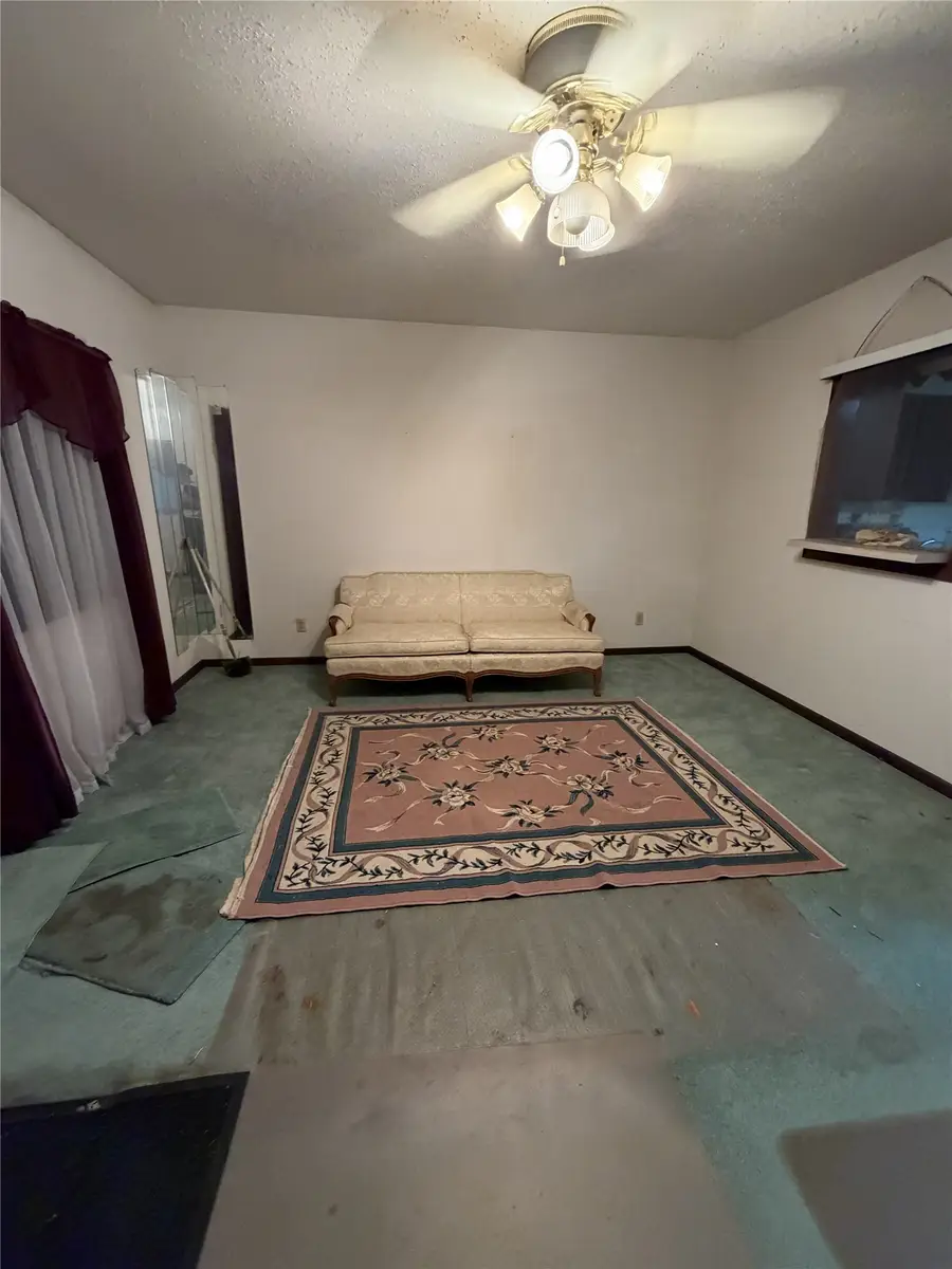 301 S Hazel Avenue, Ames, IA 50010 - #2