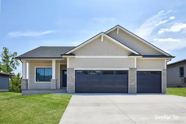 16523 Deerview Drive, Urbandale, IA 50323