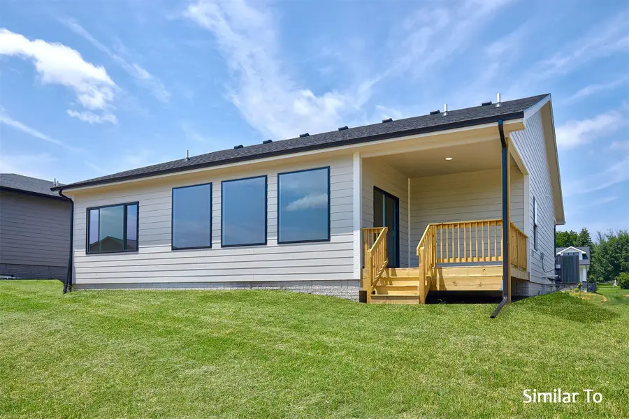 16523 Deerview Drive, Urbandale, IA 50323 - #3