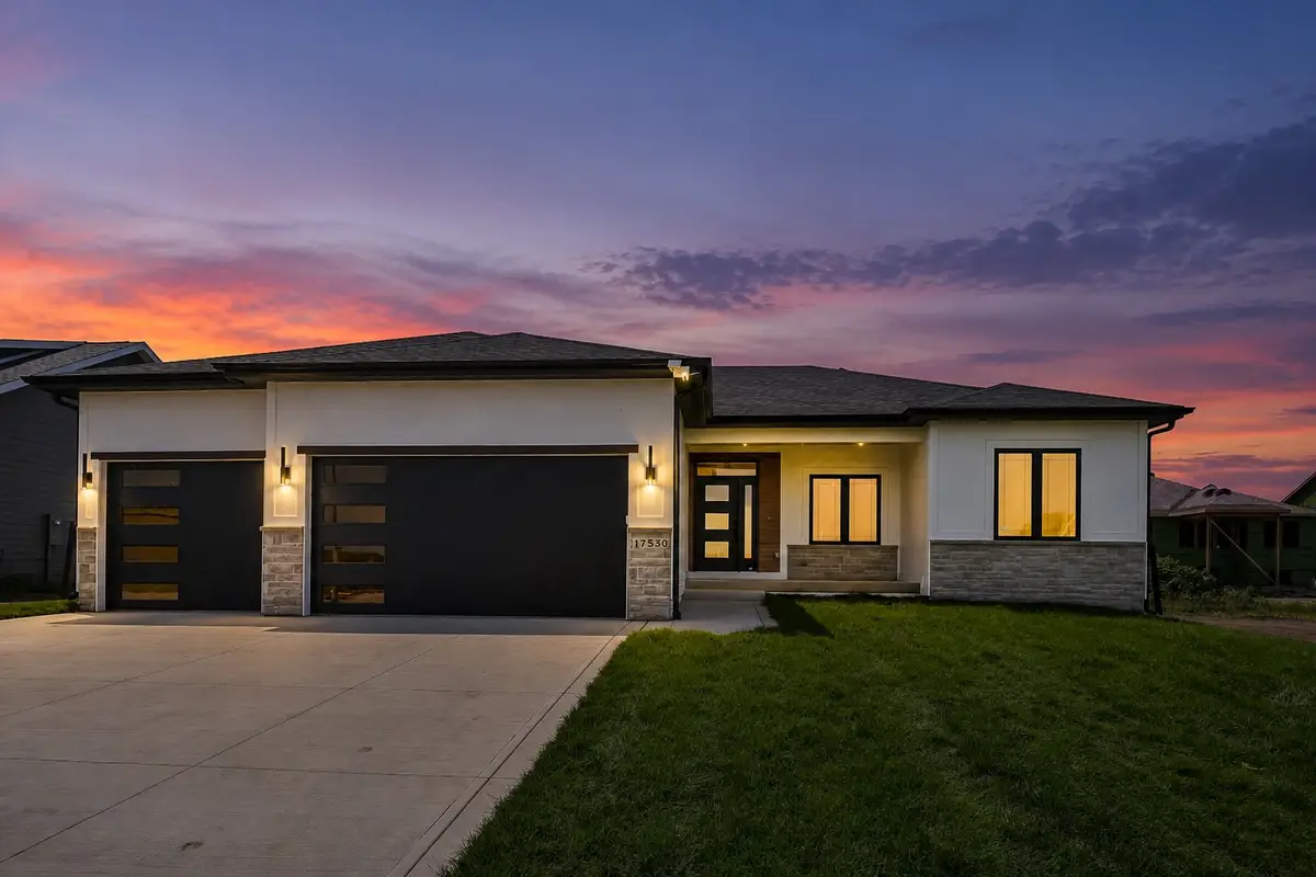 17530 Northview Drive, Urbandale, IA 50323 - #1
