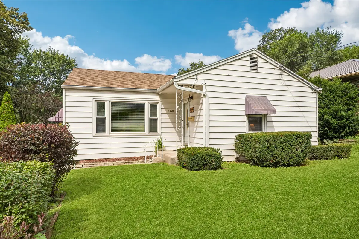 4120 9th Street, Des Moines, IA 50313 - #1