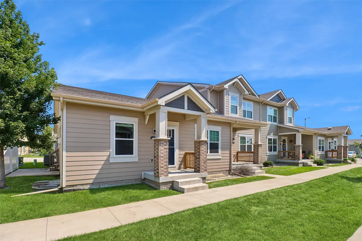 1404 SW Campus Lane, Ankeny, IA 50023 - #1