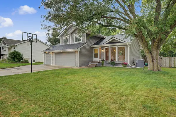 101 SW Kennybrook Drive, Grimes, IA 50111