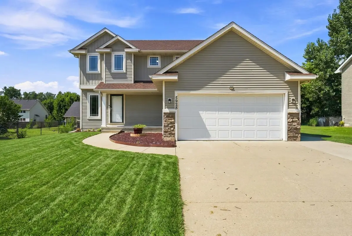 5928 NW 50th Street, Johnston, IA 50131 - #1