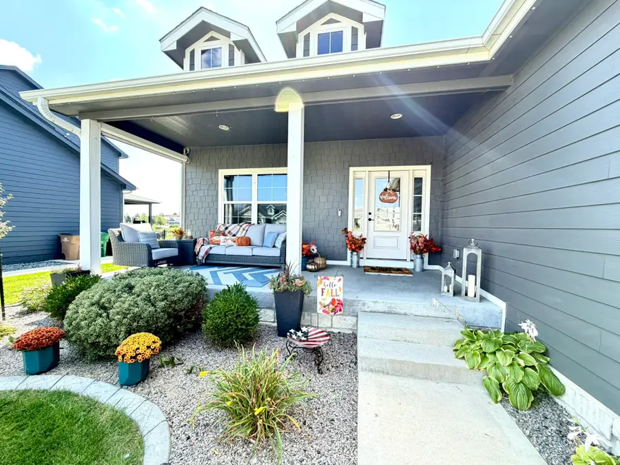 706 35th Street Sw, Altoona, IA 50009 - #2
