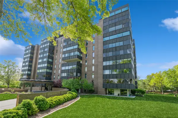 3131 Fleur Drive #803, Des Moines, IA 50321