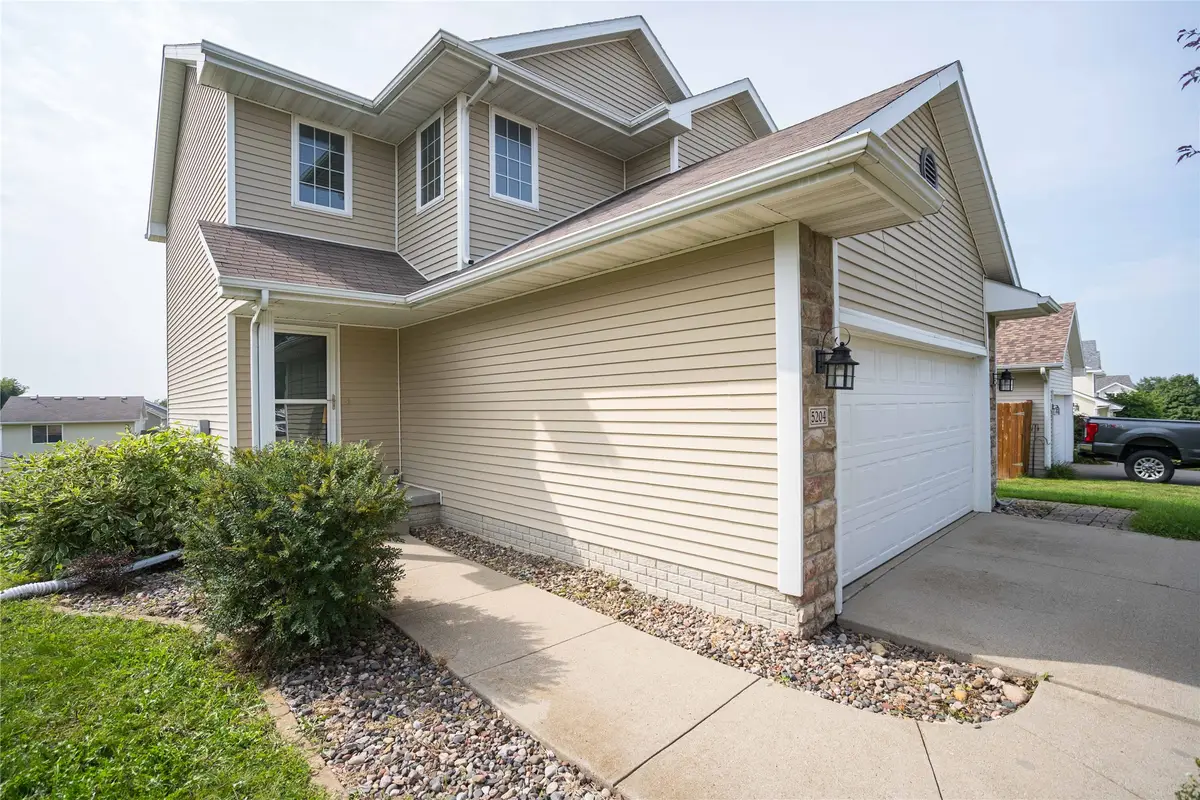 5204 NE Briarwood Drive, Ankeny, IA 50021 - #1