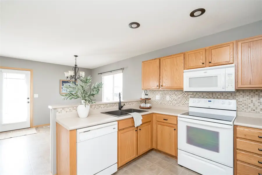 5204 NE Briarwood Drive, Ankeny, IA 50021 - #3