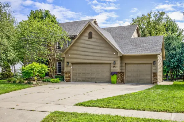 5749 Wentworth, Johnston, IA 50131