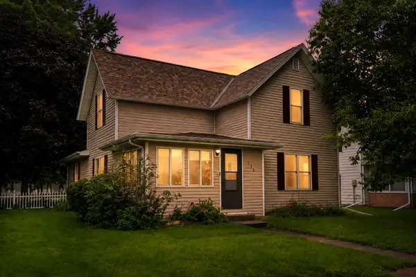 206 Warner Street, Colo, IA 50056