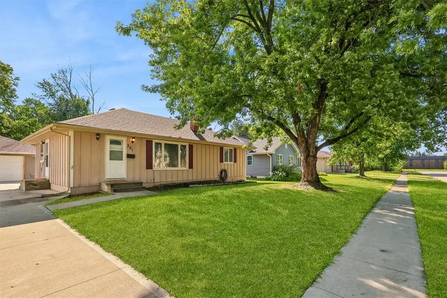 301 NW Beechwood Street, Ankeny, IA 50023 - #2