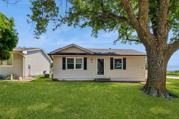 3817 SE 23rd Street, Des Moines, IA 50320