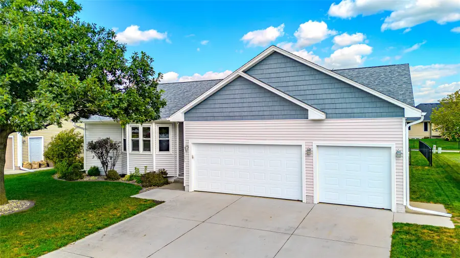 1635 Ashwood Drive, Altoona, IA 50009 - #2