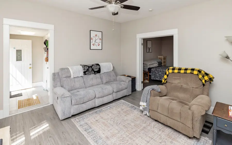 329 4th Street, West Des Moines, IA 50265 - #3