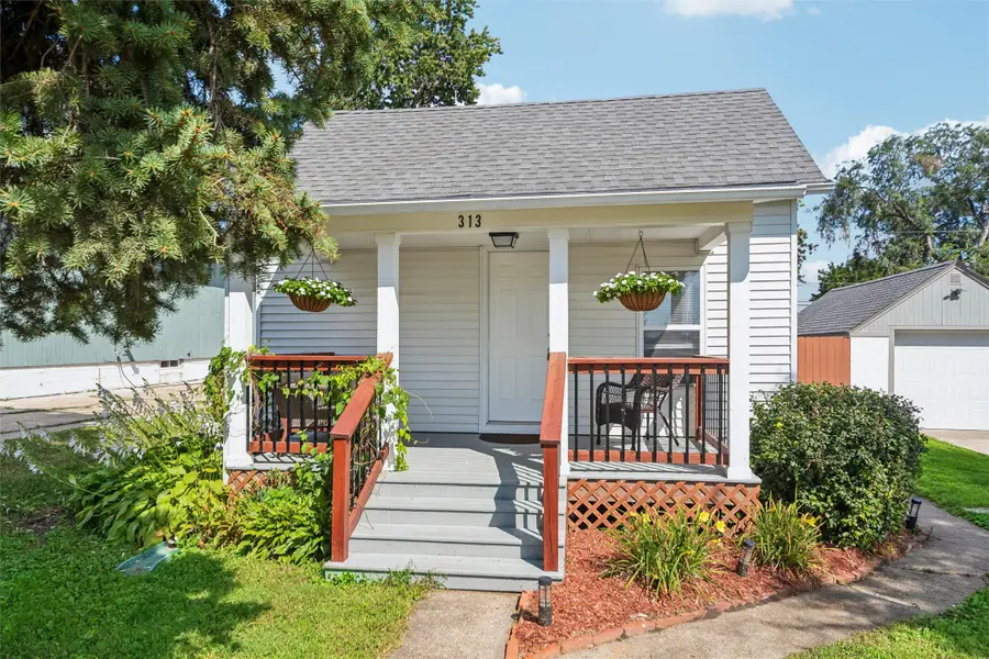 313 9th Street, West Des Moines, IA 50265 - #2