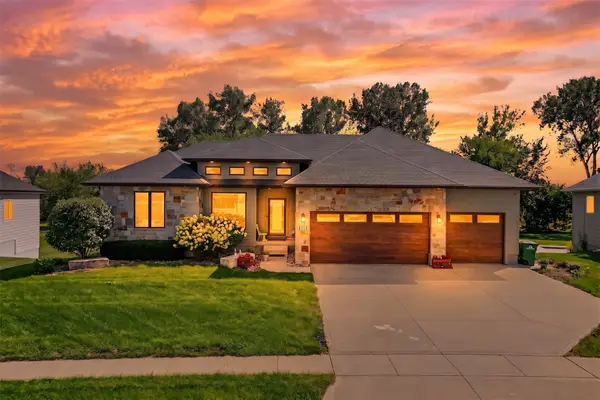 2408 NW Springbrooke Drive, Grimes, IA 50111
