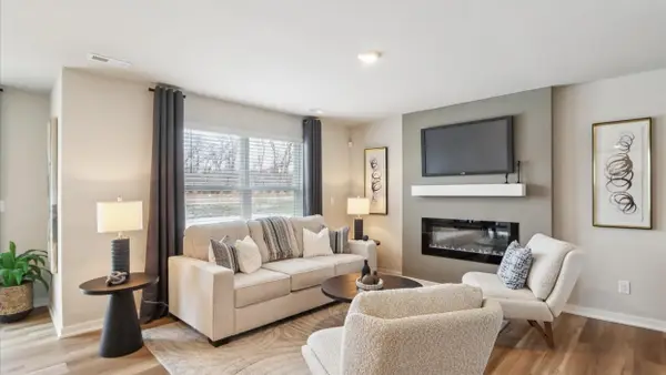 1055 Daisy Lane, Waukee, IA 50263