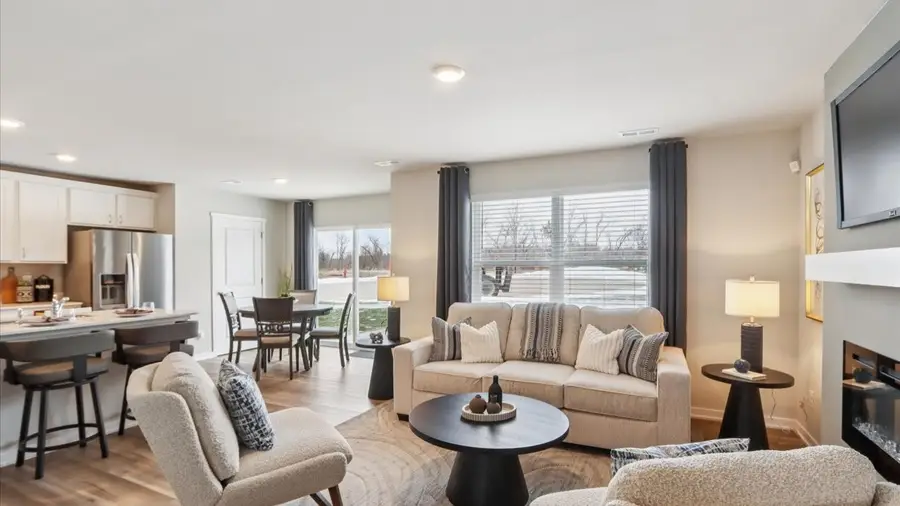 1055 Daisy Lane, Waukee, IA 50263 - #2