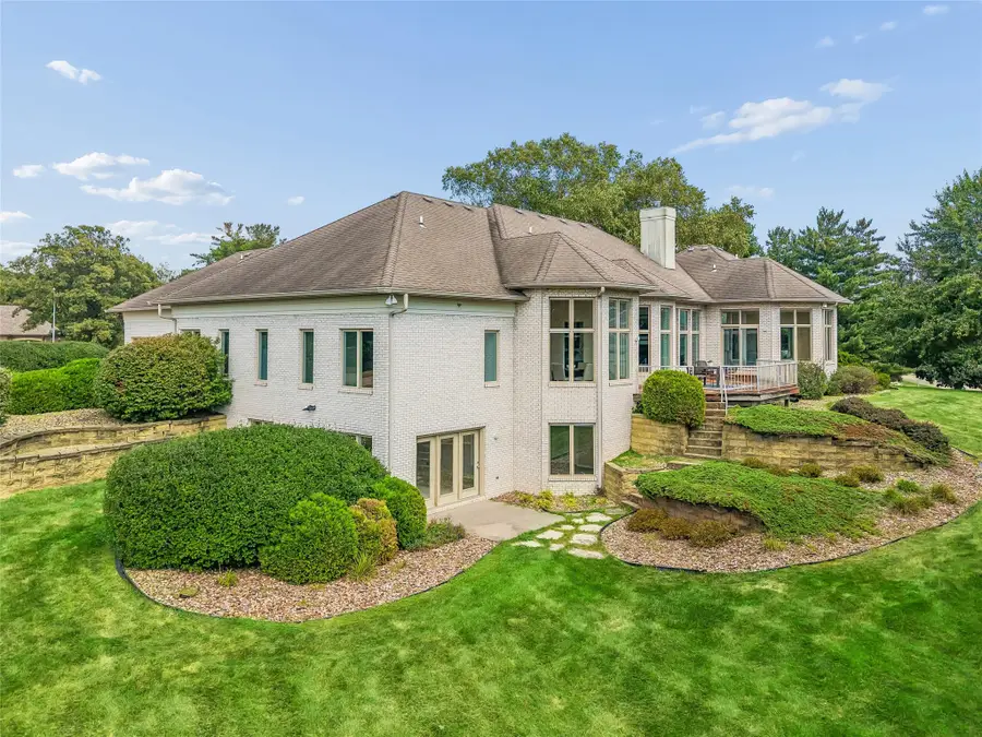 4200 Cherrywood Court, West Des Moines, IA 50265 - #2