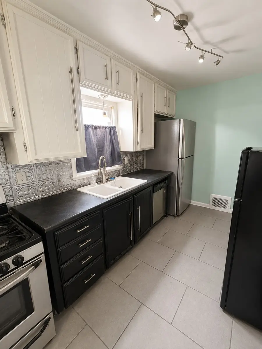 2527 Adams Avenue, Des Moines, IA 50310 - #3