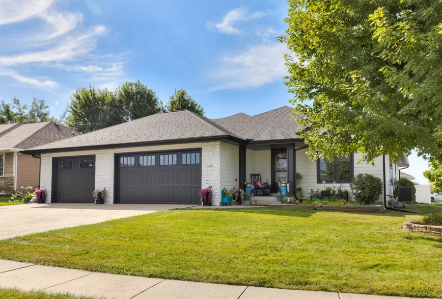 252 Cottonwood Drive Sw, Altoona, IA 50009 - #2