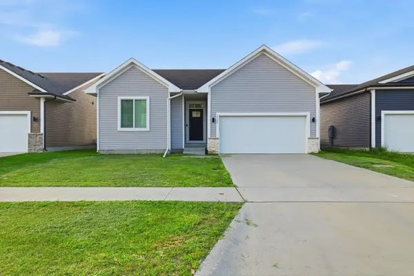 2324 Paine Street Ne, Bondurant, IA 50035