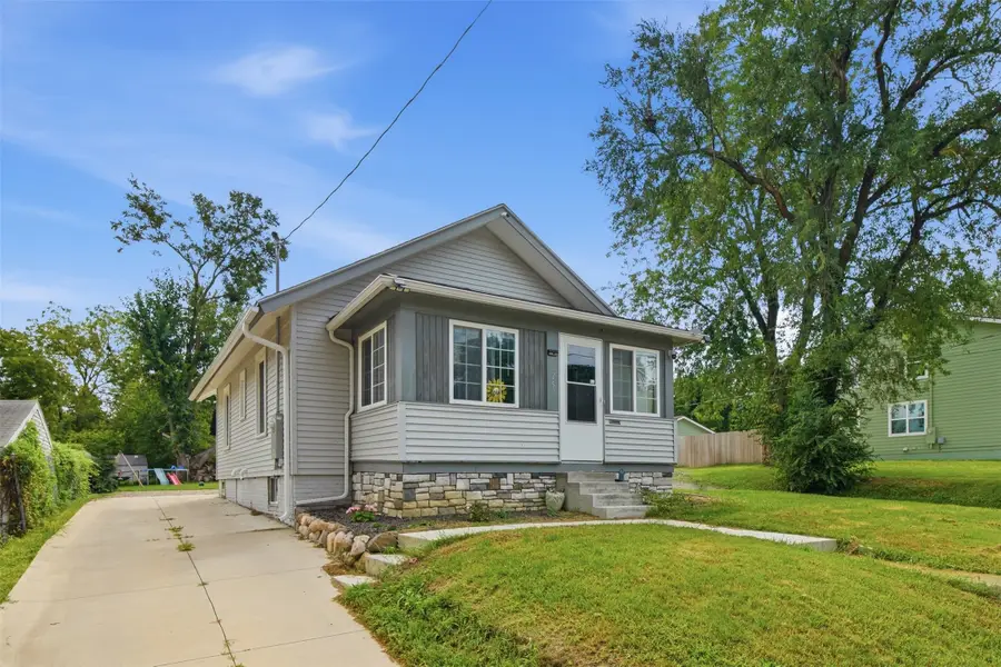 1625 22nd Street, Des Moines, IA 50310 - #2