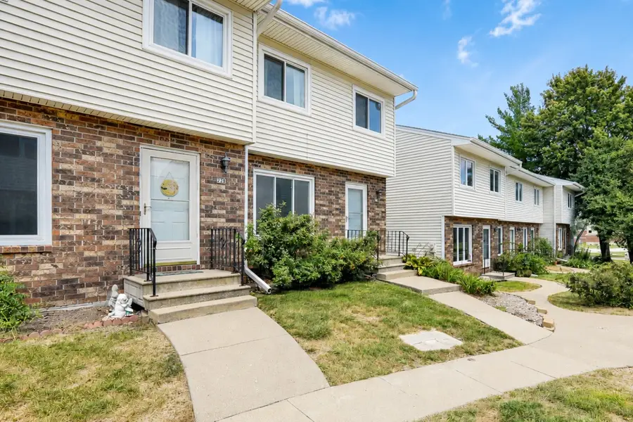 224 Holiday Circle #31, West Des Moines, IA 50265 - #3