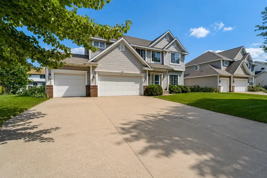 6005 NW 97th Street, Johnston, IA 50131 - #2
