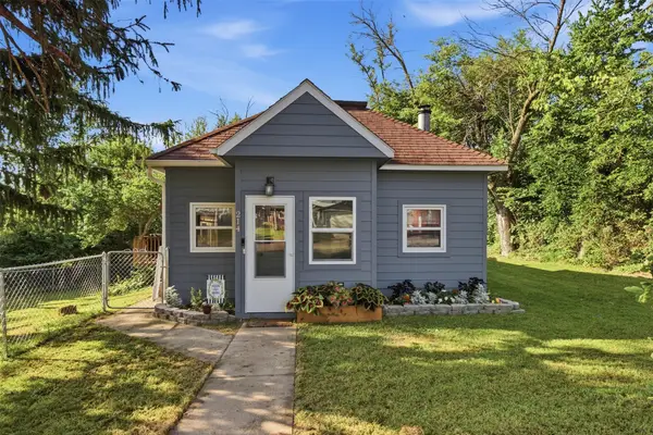 214 E Poplar Street, Roland, IA 50236