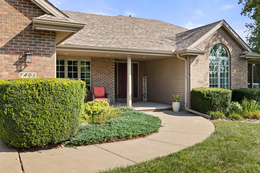 7405 Goodman Drive, Urbandale, IA 50322 - #3