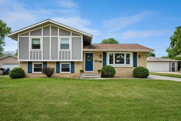 517 SE 9th Street, Ankeny, IA 50021