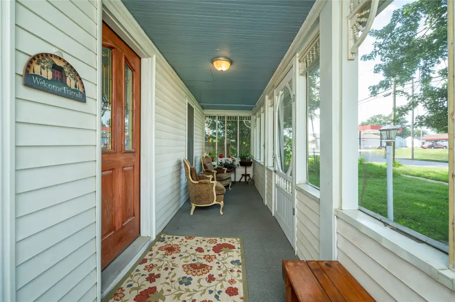 1010 W 4th Street S, Newton, IA 50208 - #2