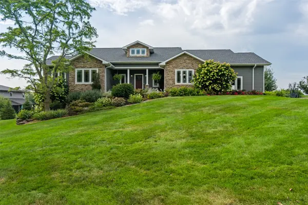 3236 N Fernwood Drive, Cumming, IA 50061