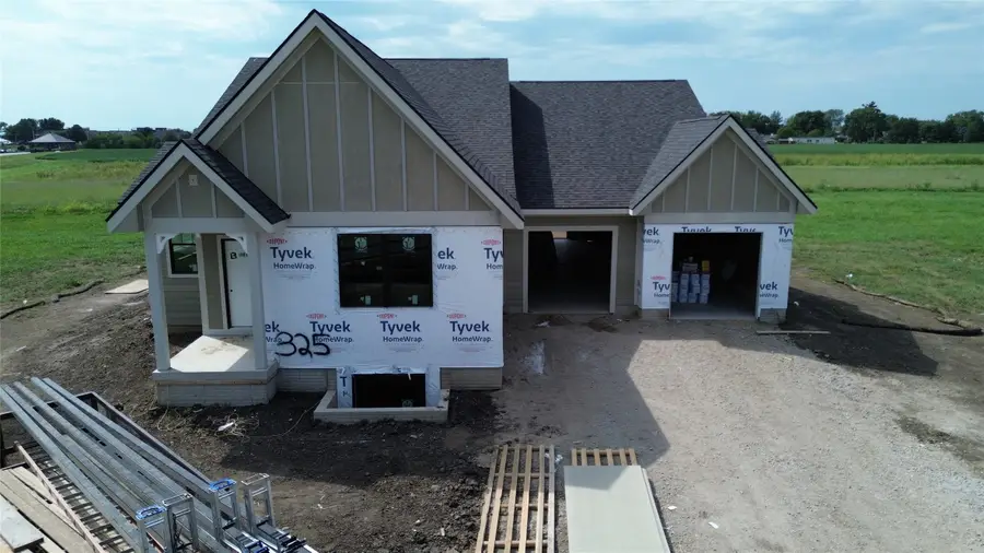 325 N 39th Street, Cumming, IA 50061 - #3