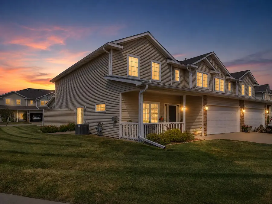 947 Red Hawk Way Se, Altoona, IA 50009 - #2