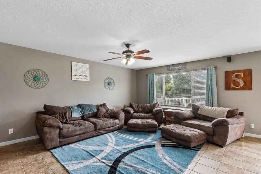 770 SE Westgate Drive, Waukee, IA 50263 - #2