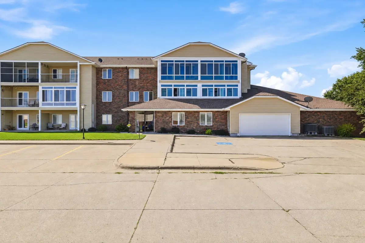 301 SE Delaware Avenue #303, Ankeny, IA 50021 - #1