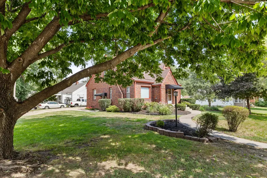 1015 Thornton Avenue, Des Moines, IA 50315 - #3