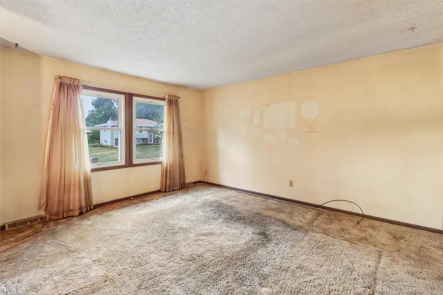 6687 NW 52nd Court, Johnston, IA 50131 - #3