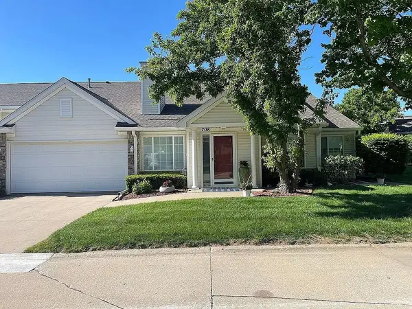 6200 Ep True Parkway #708, West Des Moines, IA 50266