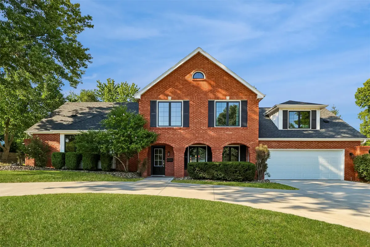 3805 Brentwood Drive, Des Moines, IA 50312 - #1