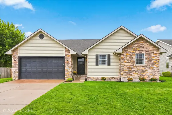 405 Mallard Pointe Drive Nw, Bondurant, IA 50035