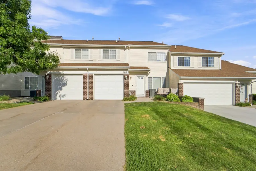 3701 Brook Ridge Court #303, Des Moines, IA 50317 - #2