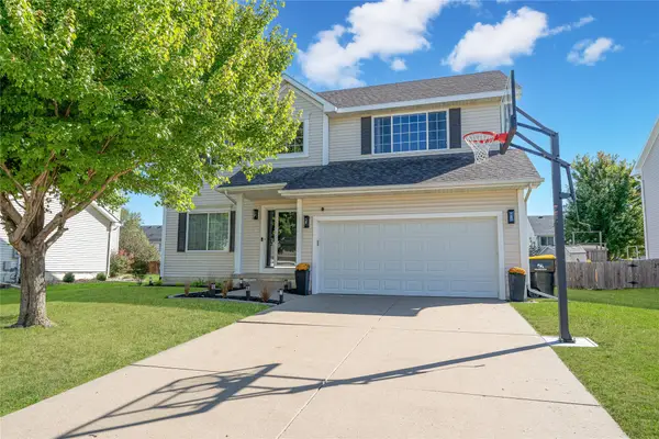 605 SE Meadowlark Lane, Waukee, IA 50263