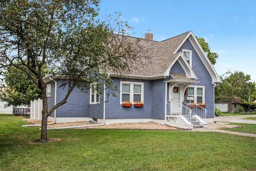 627 Elm Avenue, Story City, IA 50248 - #2