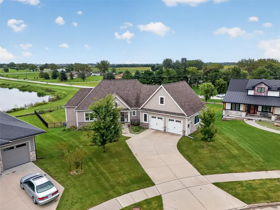 1241 32nd Street Se, Altoona, IA 50009 - #2