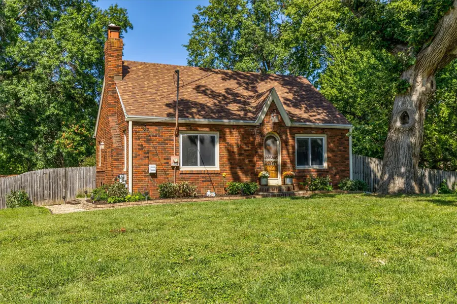 3502 Garfield Avenue, Des Moines, IA 50317 - #2