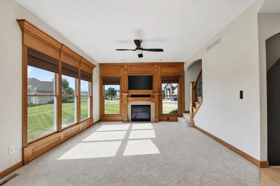 1621 5th Avenue Sw, Altoona, IA 50009 - #2