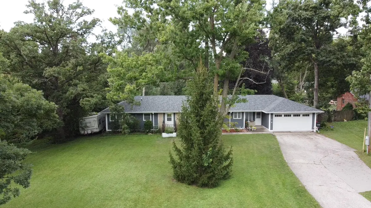 3805 Dawes Drive, Ames, IA 50010 - #1